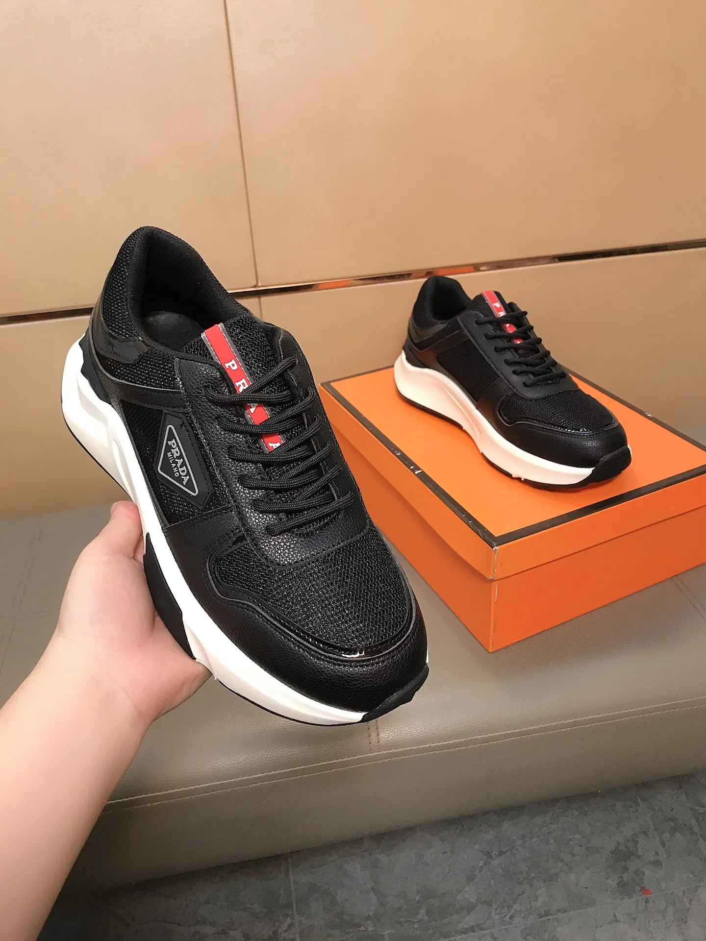Ex-factory price 442 💎💎🆕Prada's latest casual and fashionable men's shoes👟hot style💥simple and elegant style, exclusive for trendy men. Unique latest brand elements👑, fashionable and generous, imported cowhide stitching and breathable fabrics, comfortable lining + sheepskin feet, super comfortable and wear-resistant outsole, classic model taken in kind, size: 38-44